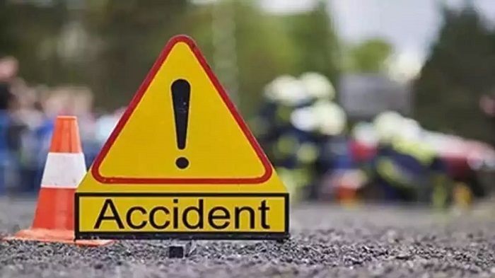 सड़क दुर्घटना में छह महिला मजदूरों की मौत