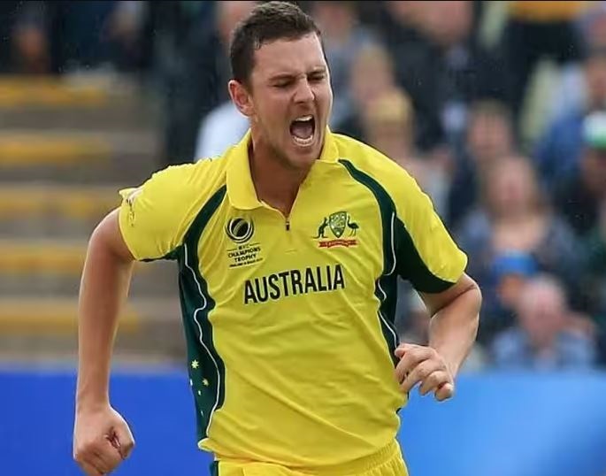 ऑस्ट्रेलिया के तेज गेंदबाज जोश हेजलवुड