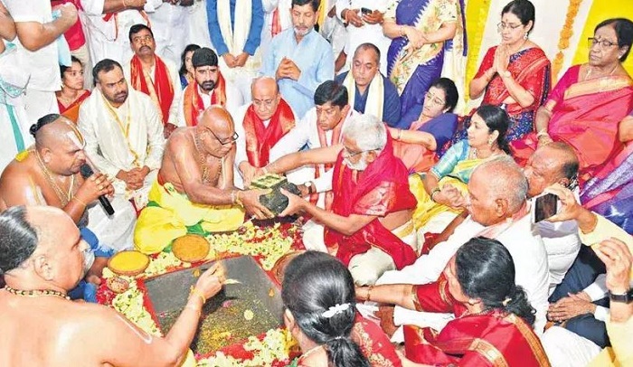 टीटीडी अध्यक्ष ने तेलंगाना के करीमनगर में नये मंदिर की आधारशिला रखी