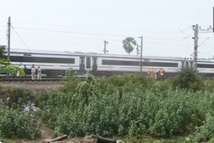 बालासोर में ट्रेनों का संचालन शुरू