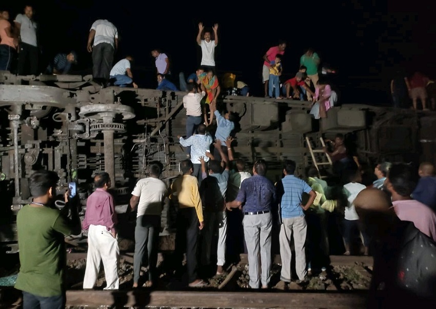 ओडिशा रेल हादसे में 278 मौतें