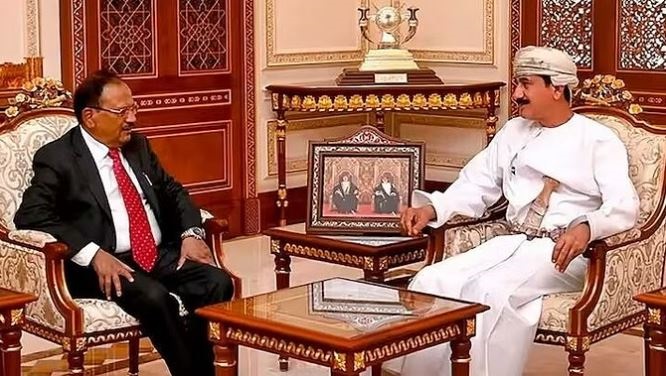 अजित डोभाल ने ओमान के नेताओं से की मुलाकात