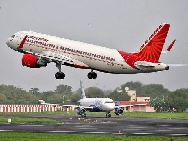 एअर इंडिया के विमान के फर्श पर यात्री ने किया शौच