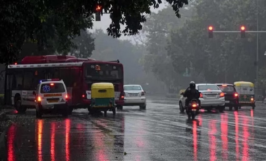 दिल्ली में झमाझम बारिश