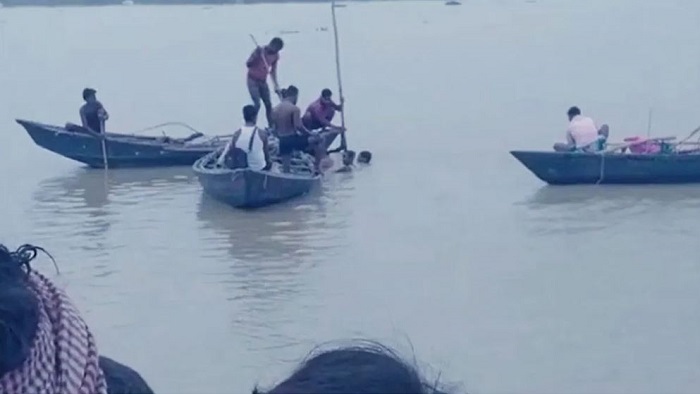 गंगा नदी में डूबने से तीन नाबालिग समेत चार की मौत