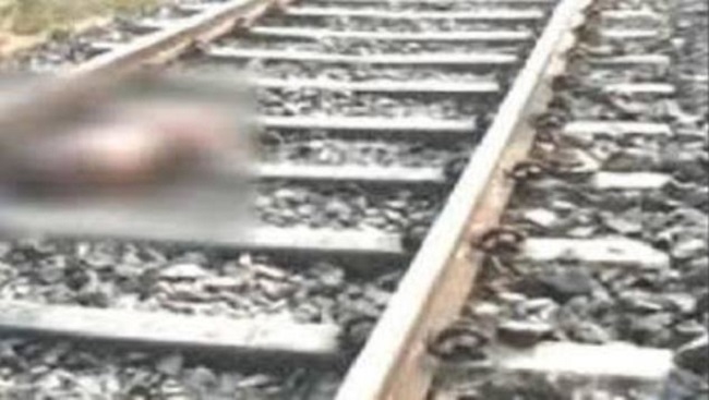ट्रेन की चपेट में आकर महिला की मौत