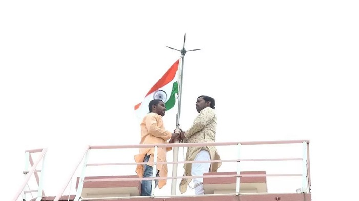 नागपुर में आरएसएस मुख्यालय पर राष्ट्रीय ध्वज फहराया गया