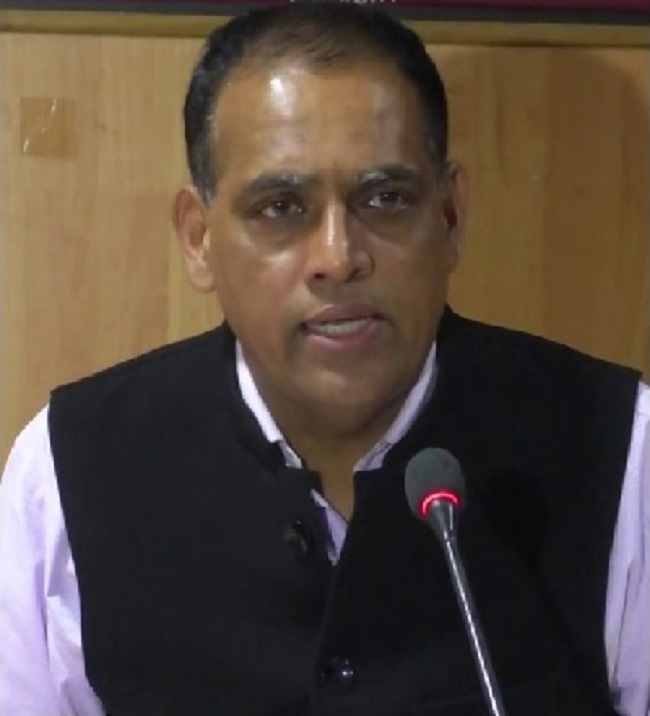 खान एवं भूविज्ञान विभाग के अपर मुख्य सचिव (एसीएस) परमार रवि मनुभाई