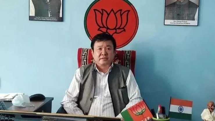 गंगटोक से भाजपा विधायक वाई टी लेप्चा