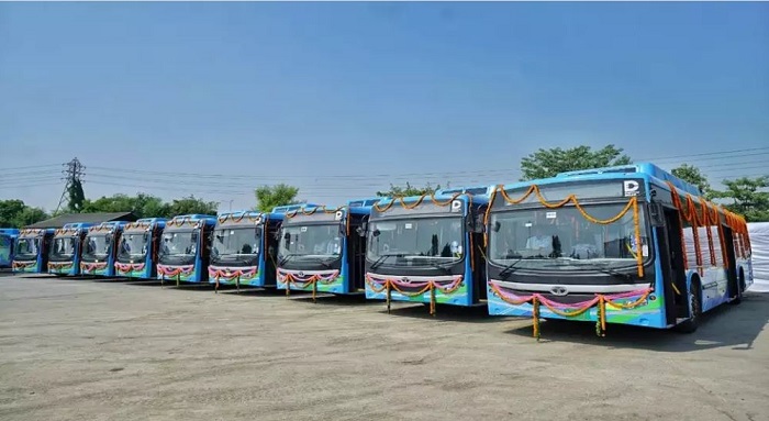 दिल्ली को मिला 400 इलेक्ट्रिक बसों का तोहफा