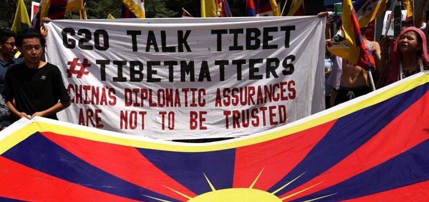 तिब्बती कार्यकर्ताओं ने किया प्रदर्शन
