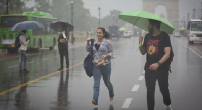 दिल्ली-एनसीआर में बदला मौसम का मिजाज