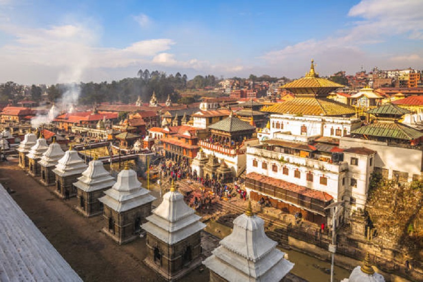 नेपाल स्थित पशुपतिनाथ मंदिर