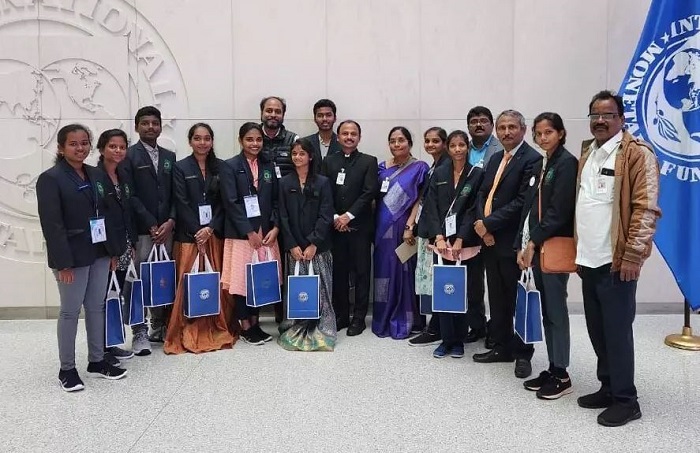 शैक्षणिक यात्रा पर अमेरिका गए आंध्र प्रदेश के 10 छात्र