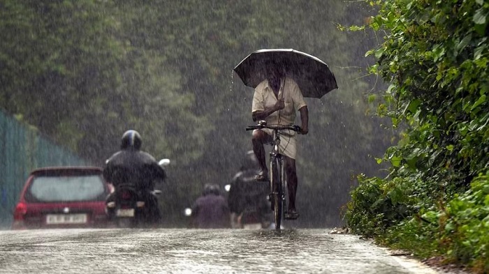 केरल में भारी बारिश जारी