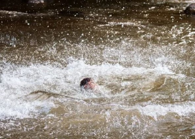 दोस्तों संग नदी में नहाने गए 13 वर्षीय किशोर की डूबने से मौत
