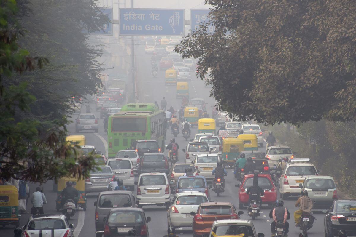 दिल्ली की हवा में, विशेष रूप से सड़कों के किनारे के वातावरण में नैनोकण का खतरनाक स्तर पाया गया है