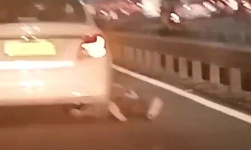टैक्सी चालक को कार से घसीटकर मार डाला