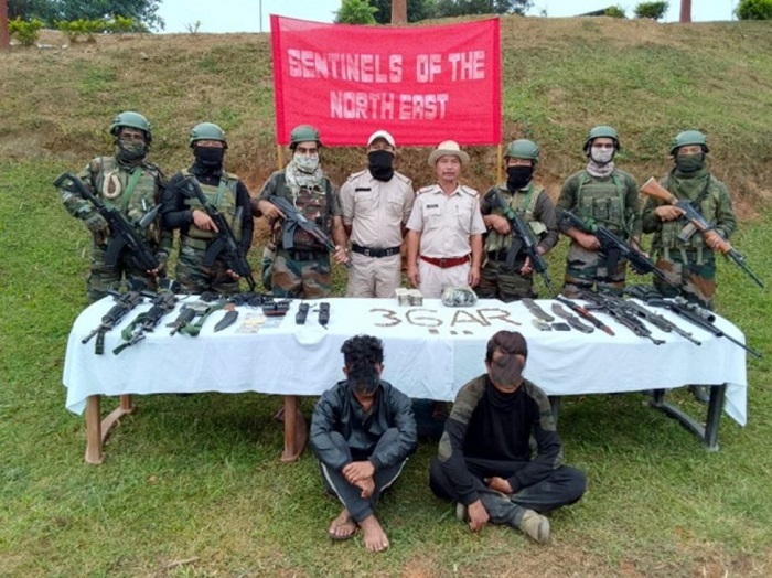 चिन कुकी लिबरेशन आर्मी  के दो सदस्य गिरफ्तार