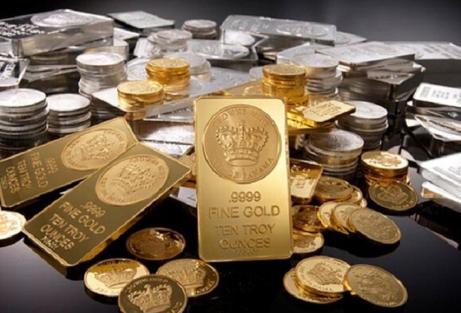 सोना 200 रुपये हुआ सस्ता, चांदी का भाव स्थिर