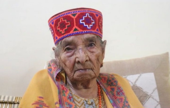 सबसे बुजुर्ग मतदाता गंगा देवी का निधन