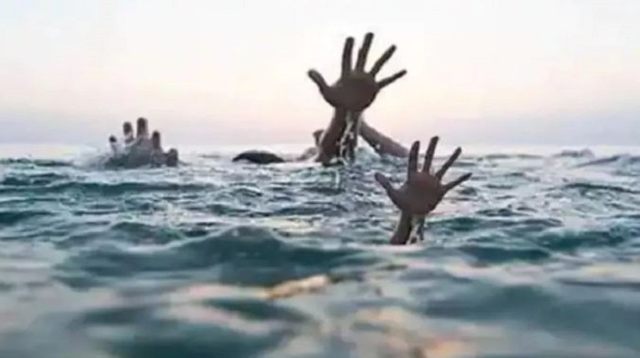 तैराकी करने गए तीन  दोस्त, डूबने से मौत