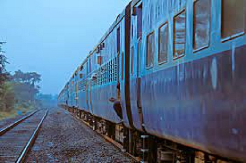 मुंबई से अयोध्या के लिए विशेष ट्रेन