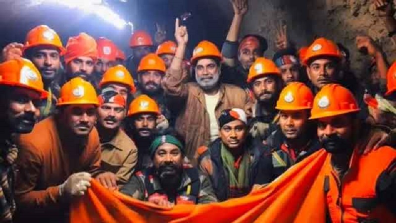 नेताओं ने सुरंग में फंसे श्रमिकों को बचाने के अभियान की सराहना की