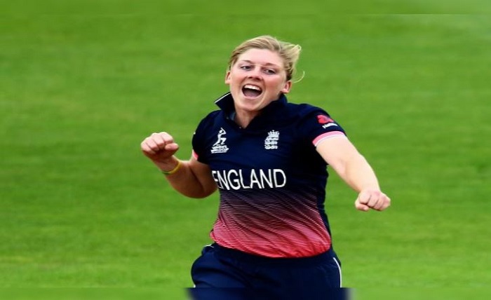 इंग्लैंड की महिला क्रिकेट टीम की कप्तान हीथर नाइट