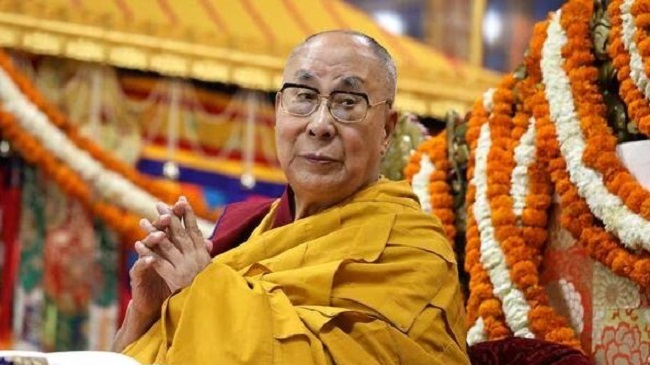 तिब्बती आध्यात्मिक नेता 14वें दलाई लामा तेनजिन ग्यात्सो