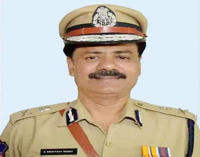 हैदराबाद के  पुलिस आयुक्त के. श्रीनिवास रेड्डी