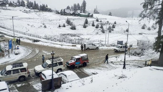 कश्मीर में शीत लहर की स्थिति में मामूली सुधार