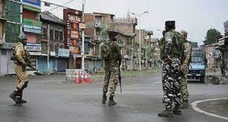 जम्मू-कश्मीर के किश्तवाड़ में आत्मसमर्पण करने वाला आतंकवादी गिरफ्तार