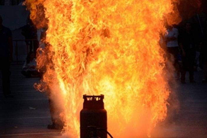 सिलेंडर विस्फोट में शिमला के एसडीएम मामूली रूप से झुलसे (प्रतीकात्मक छवि)