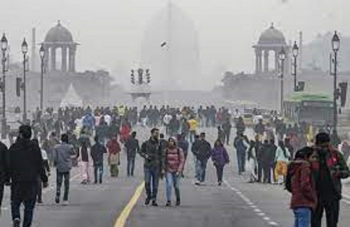 दिल्ली में न्यूनतम तापमान 8.3 डिग्री सेल्सियस