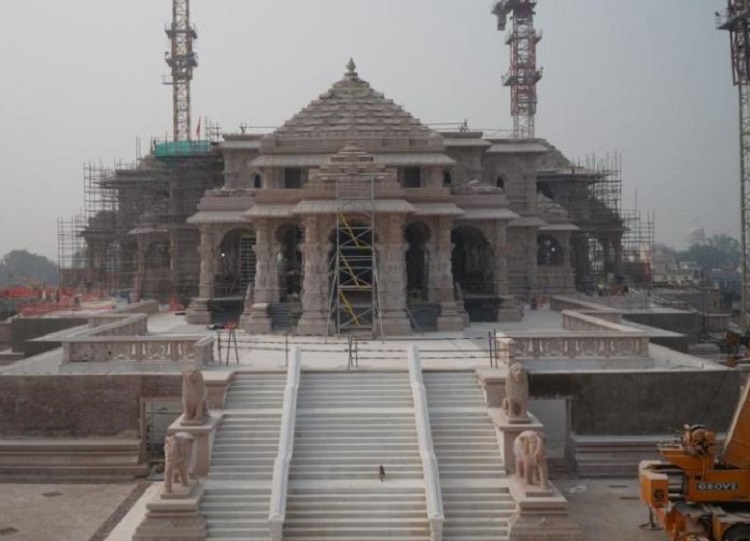 अयोध्या में तीन मंजिला राम मंदिर का निर्माण