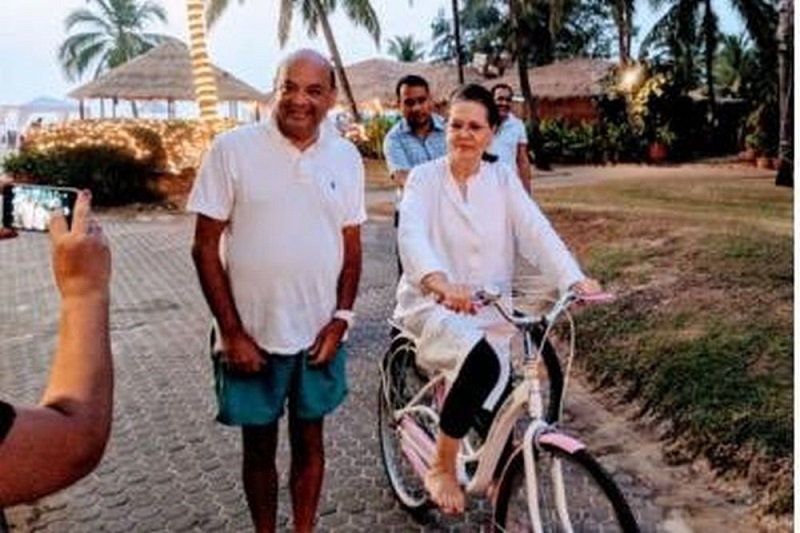सोनिया गांधी गोवा के निजी दौरे पर