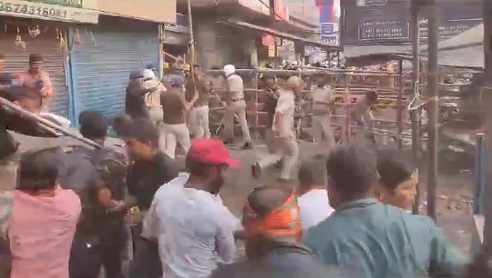 पुलिस और BJP कार्यकर्ताओं में हिंसक झड़प