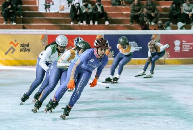 महिला स्केट में एतिहासिक स्वर्ण