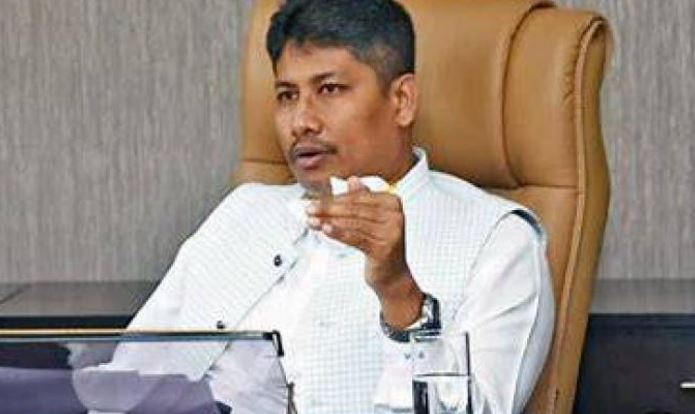 असम के संसदीय कार्य मंत्री पीजूष हजारिका