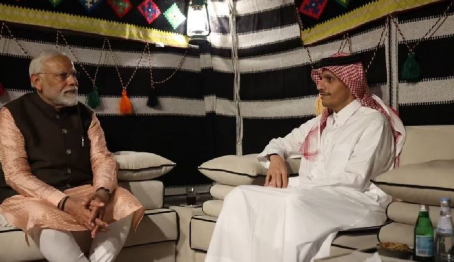 प्रधानमंत्री मोदी कतर के प्रधानमंत्री के साथ