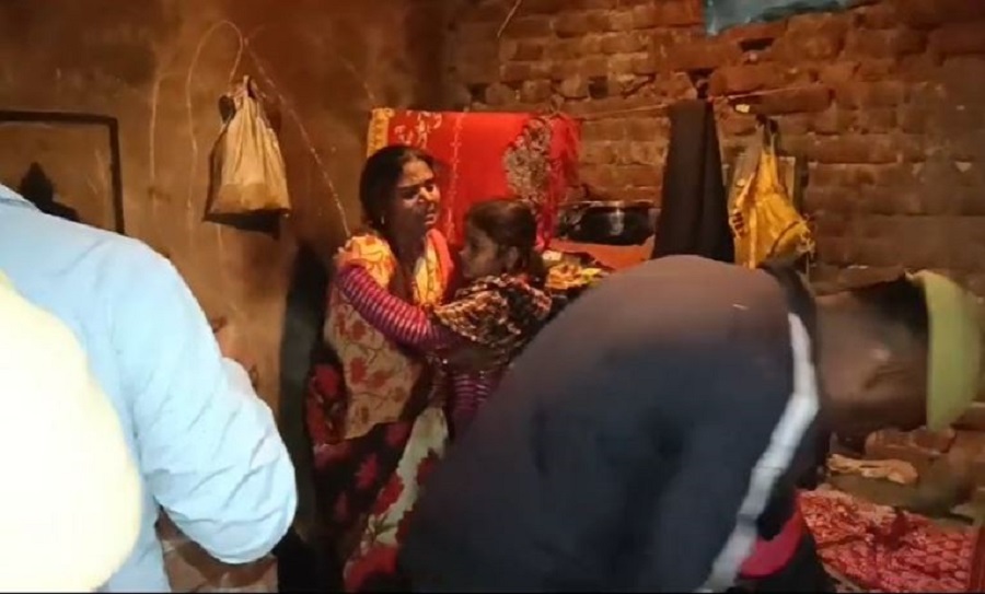 शोहरतगढ़ में नाबालिग लड़की ने लगाई फांसी
