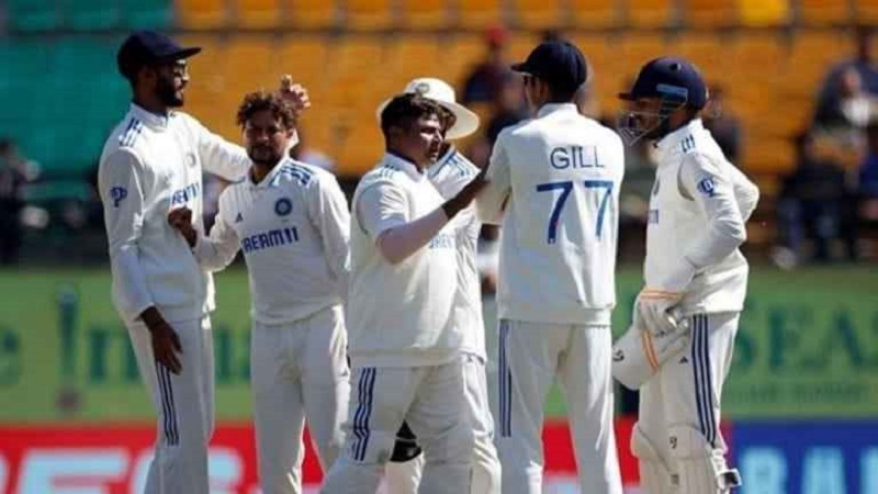 लंच तक इंग्लैंड ने खो दिए 5 विकेट
