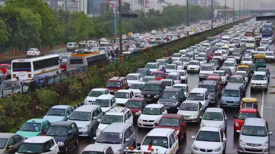 मध्य दिल्ली में यातायात का फूला दम