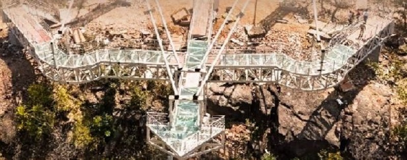 यूपी में भी अब 'शीशे का पुल’