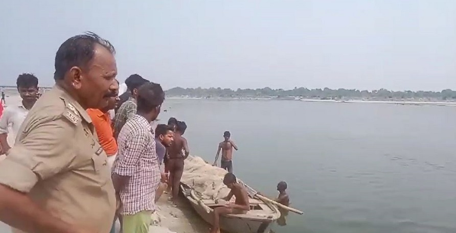 गंगा नदी में डूबने से युवक की मौत